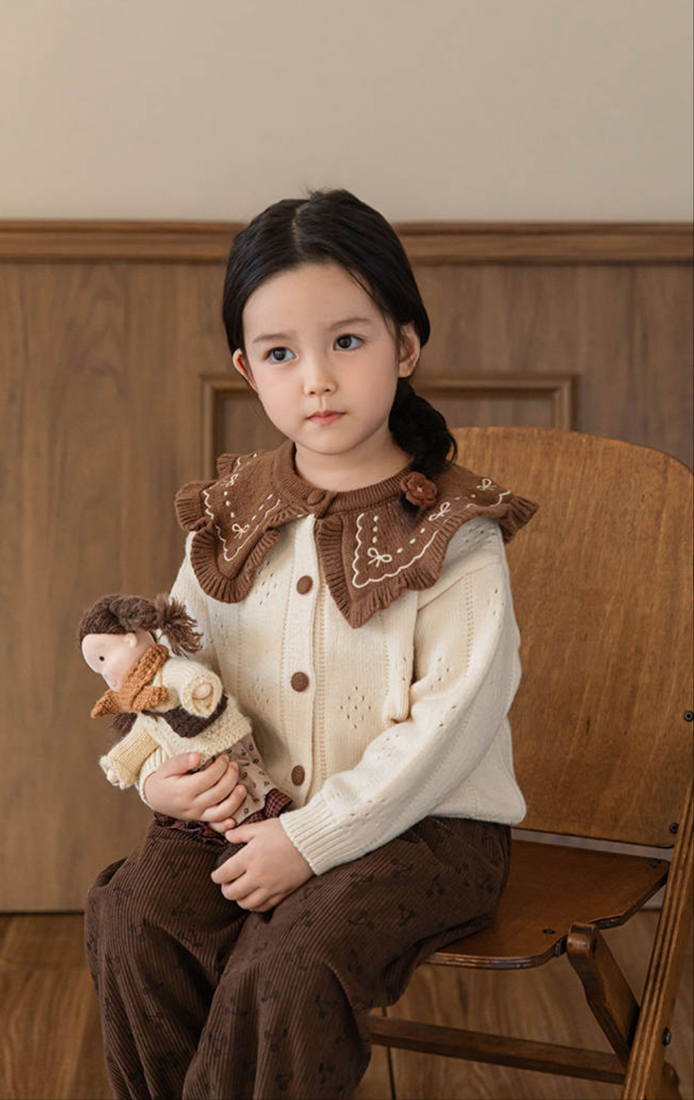 Vintage-Inspired Knit Cardigan