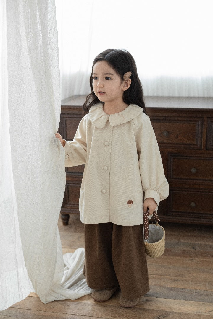 Lightweight 100% Cotton Peter Pan Collar Jacket – Available in Cream & Brown