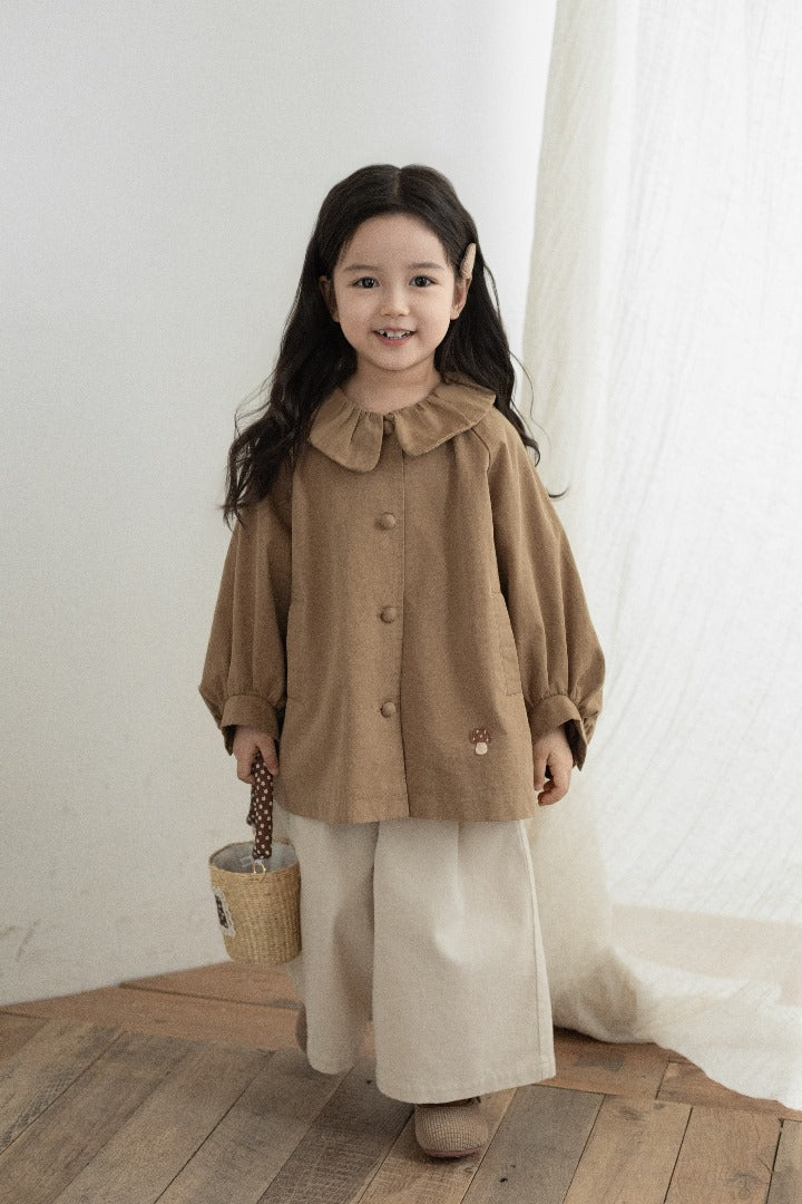 Lightweight 100% Cotton Peter Pan Collar Jacket – Available in Cream & Brown