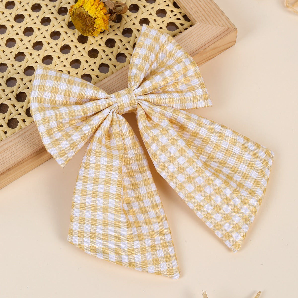 The Gingham Bow